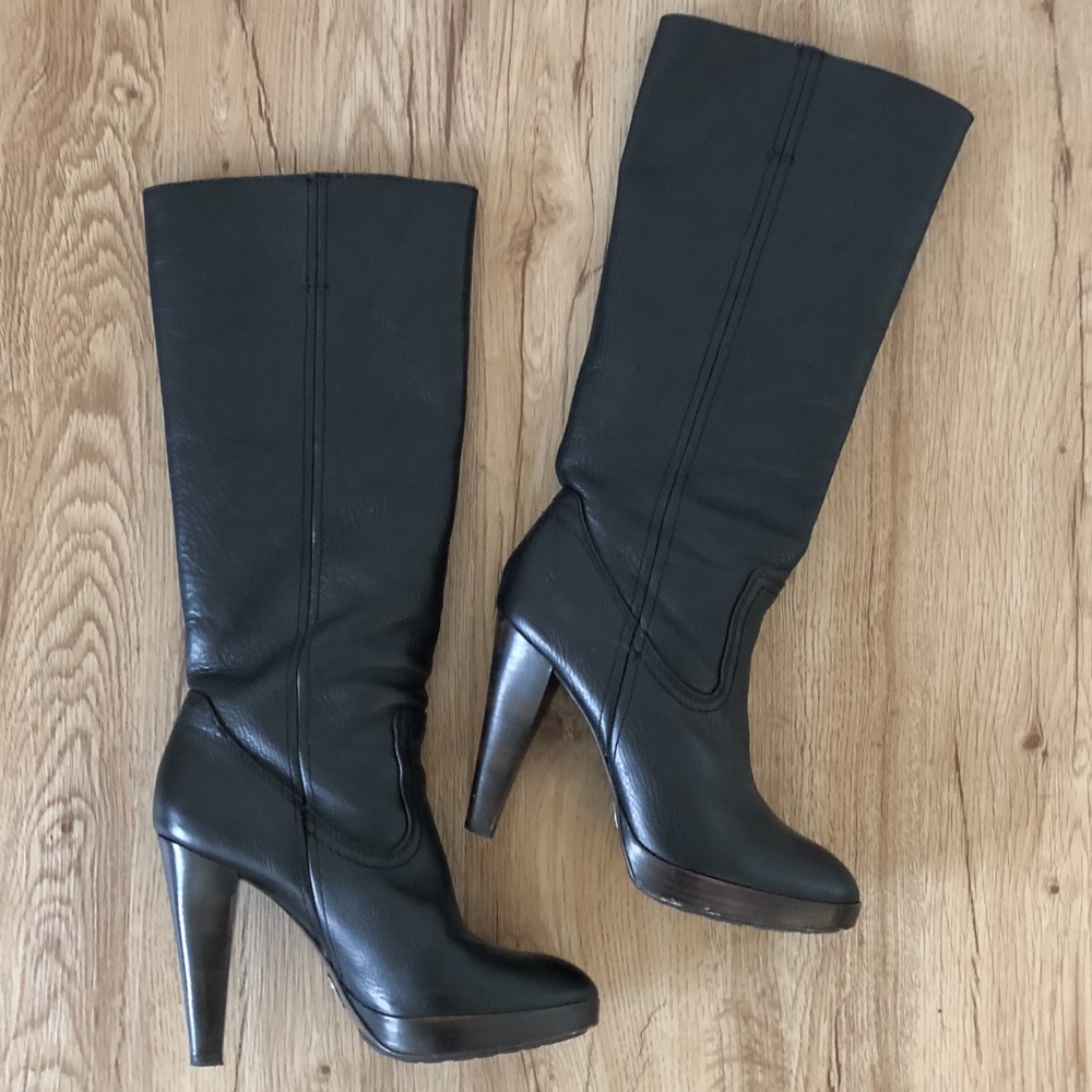 Frye Harlow Campus Boots